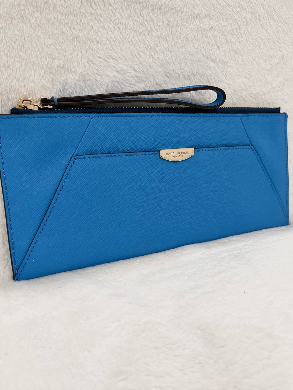 Henri Bendel West 57th Saffiano Leather Travel Pouch Wristlet Sky Blue NWOT - Picture 3 of 8